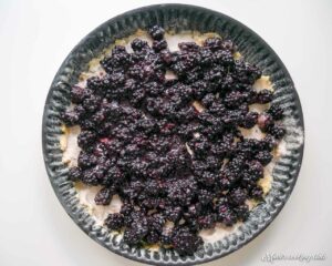 crumble aux mûres - blackberry crumble