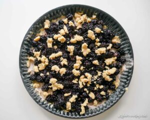 crumble aux mûres - blackberry crumble