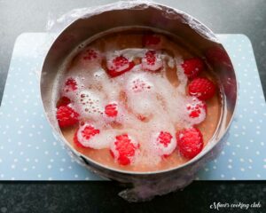 entremets framboise champagne glaçage miroir