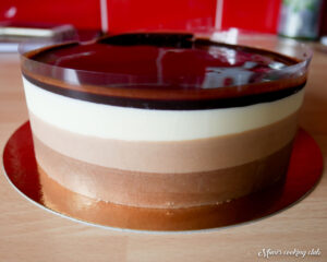 entremets trois chocolats valrhona