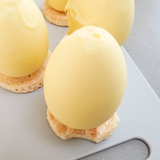 petits entremets oeufs de paques