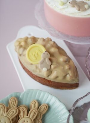 Le cake caramel de Pâques